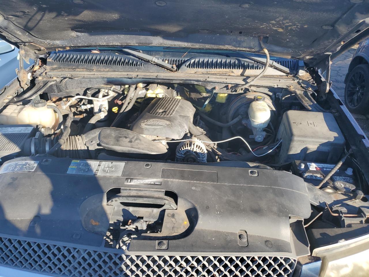 2005 Chevrolet Silverado VIN 1GCEK19T75E176749 Copart auction photo, minor dent/scratches damage thumbnail 11