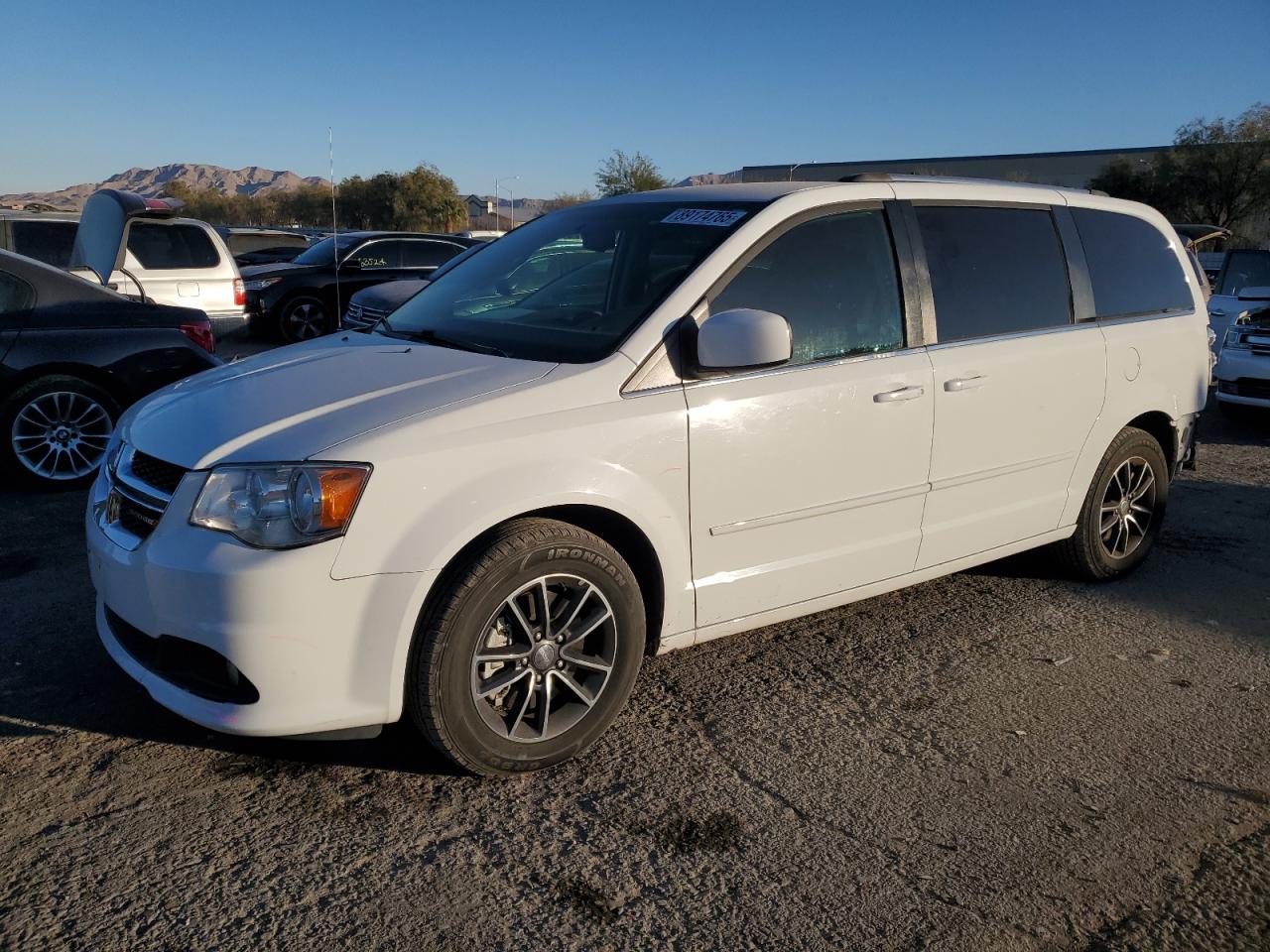 2017 Dodge Caravan VIN 2C4RDGCG7HR827816