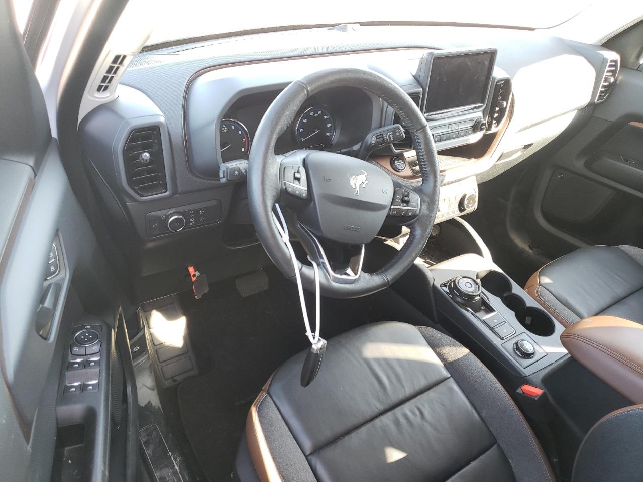2022 Ford Bronco VIN 3FMCR9C67NRD57721 Copart auction photo, vandalism damage thumbnail 8