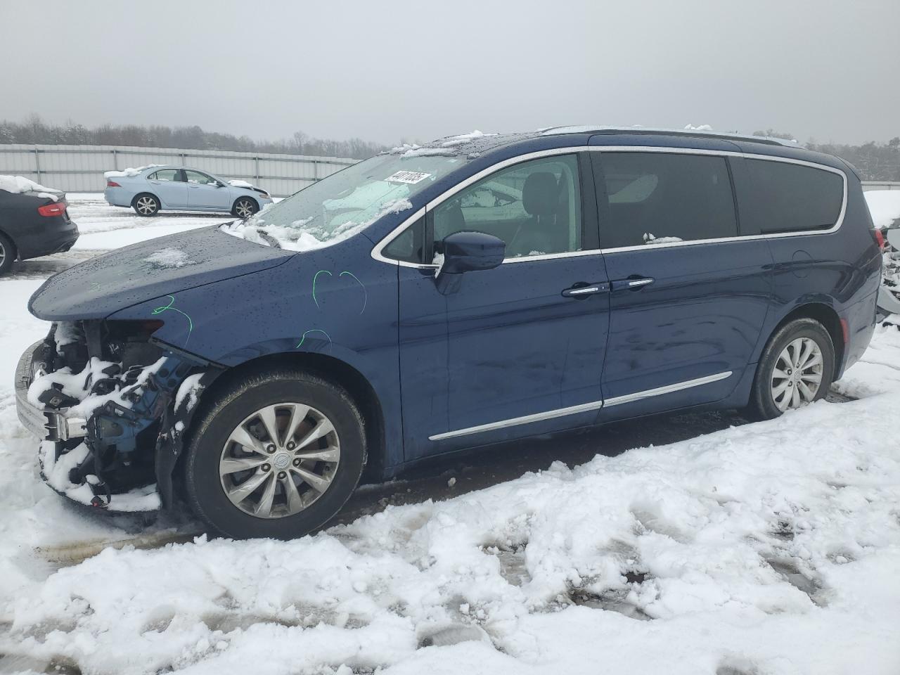 2019 Chrysler Pacifica VIN 2C4RC1BG5KR537356