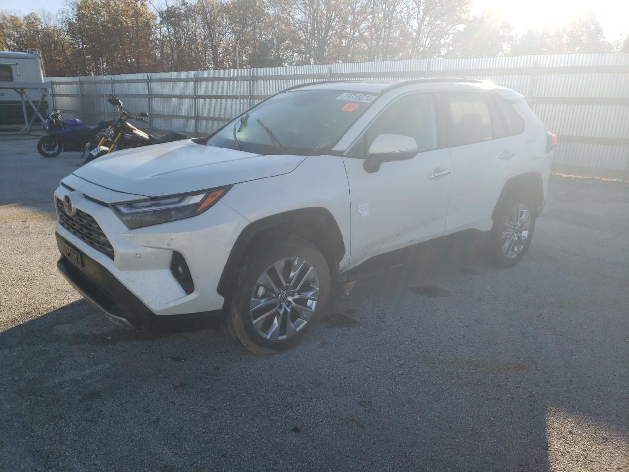 2022 Toyota RAV 4 VIN 2T3N1RFV9NW249023