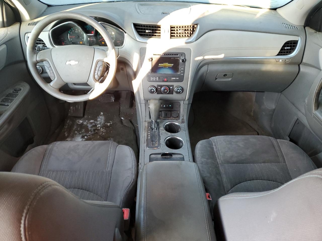 2016 Chevrolet Traverse VIN 1GNKRFED5GJ275372 Copart auction photo, front end damage thumbnail 8