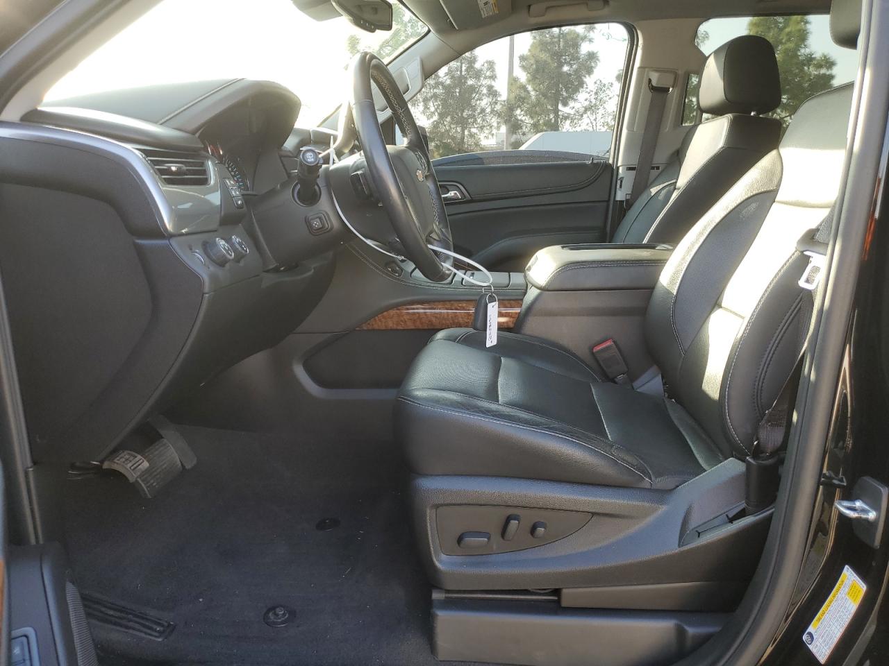 2020 Chevrolet Suburban VIN 1GNSKJKC2LR229156 Copart auction photo, side damage thumbnail 7