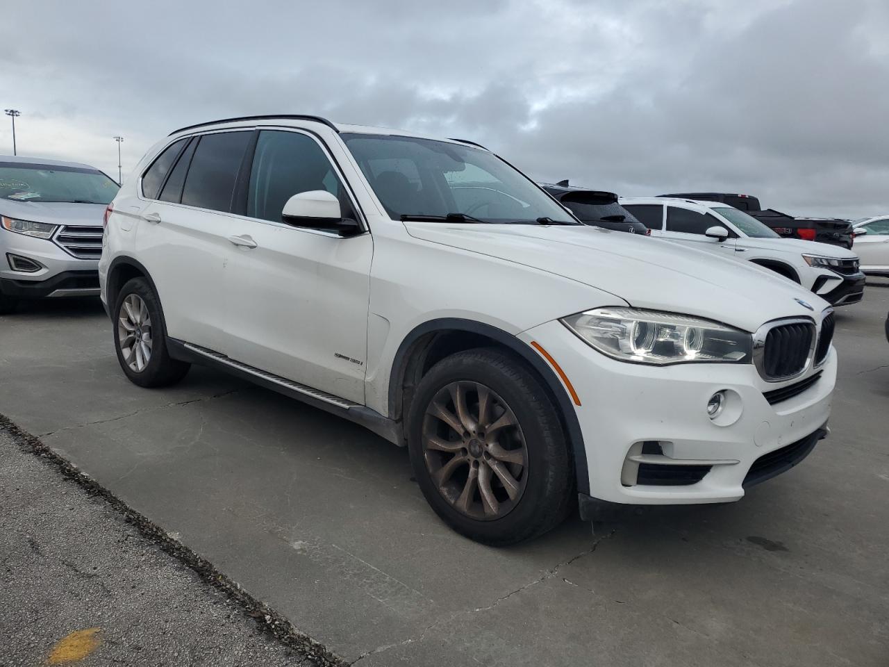 2016 BMW X5 VIN 5UXKR2C5XG0H42368 Copart auction photo, water/flood damage thumbnail 4