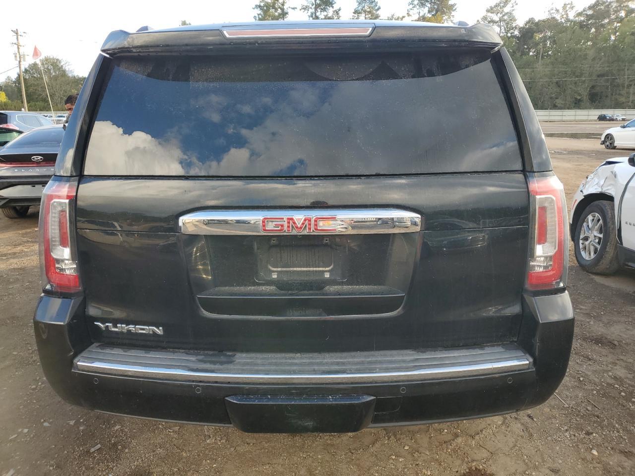 2015 GMC Yukon VIN 1GKS2CKJ6FR148754 Copart auction photo, water/flood damage thumbnail 6