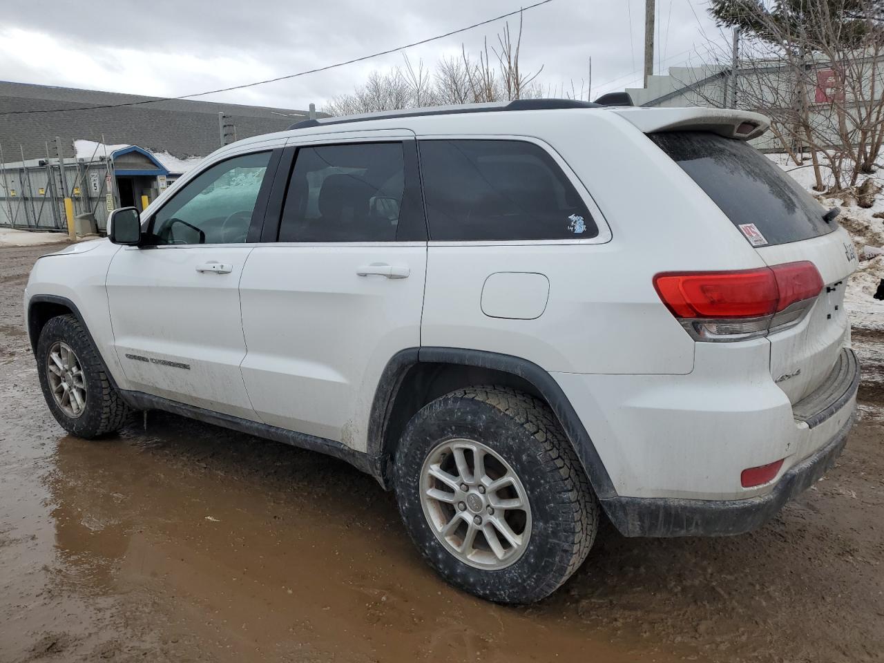 2018 Jeep Grand Cherokee VIN 1C4RJFAG9JC127462 Copart auction photo, front end / minor dent/scratches damage thumbnail 2