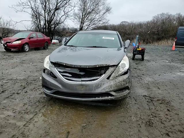 2011 Hyundai Sonata VIN 5NPEB4AC8BH231136 Copart auction photo, front end / minor dent/scratches damage thumbnail 11