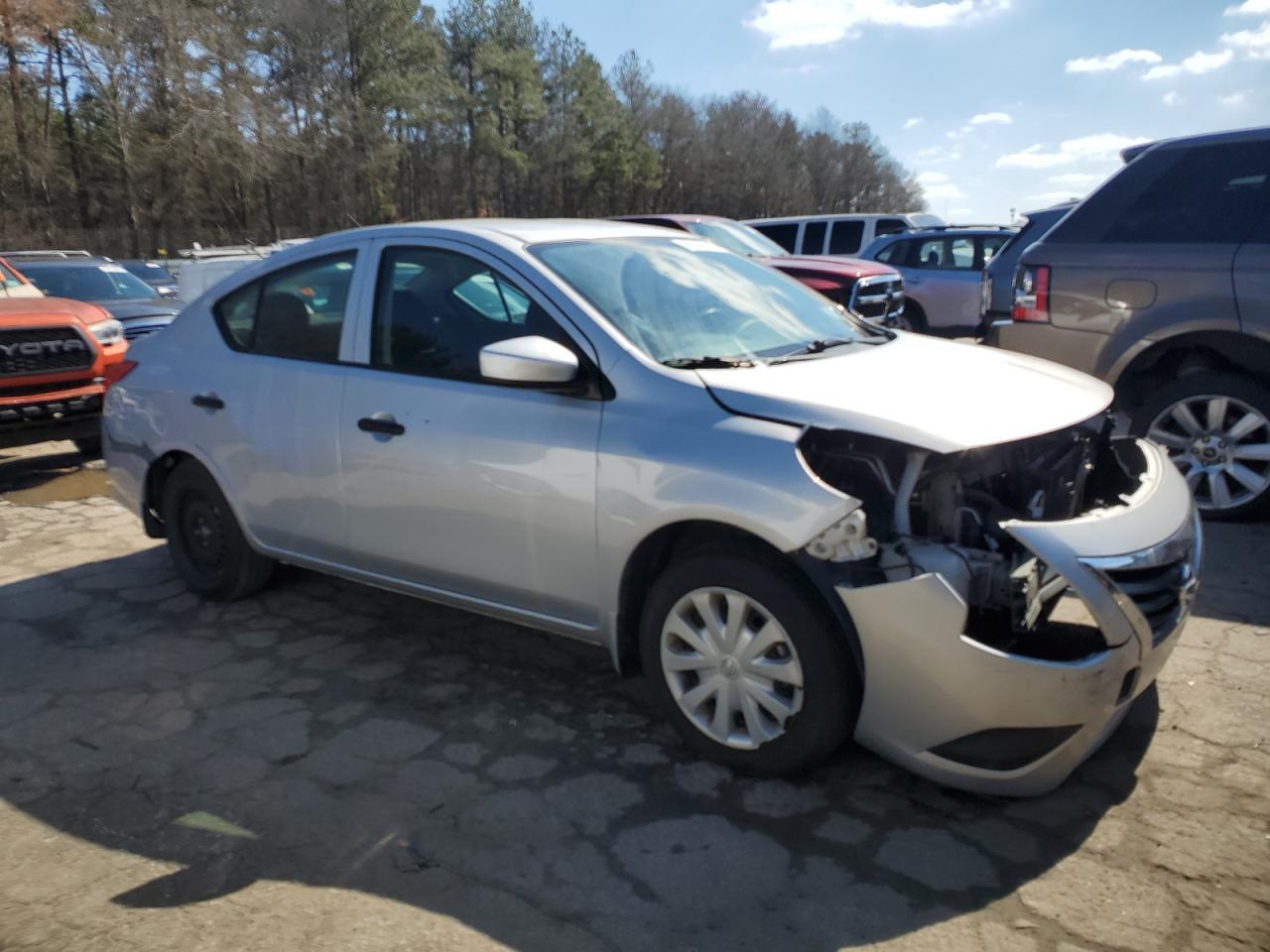 2019 Nissan Versa VIN 3N1CN7AP2KL812895 Copart auction photo, front end damage thumbnail 4