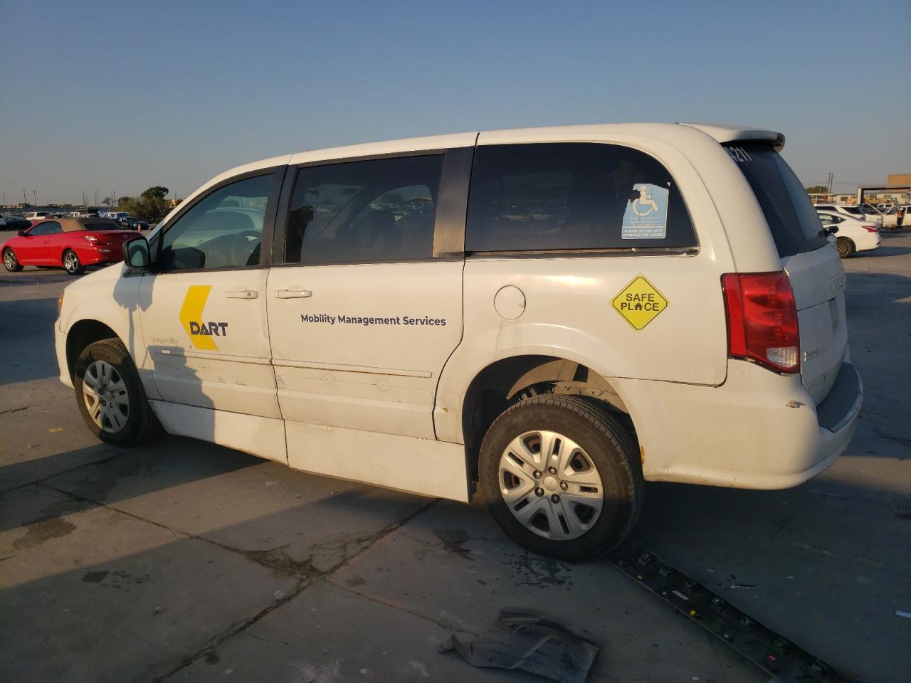 2017 Dodge Caravan VIN 2C4RDGBG8HR767806 Copart auction photo, hail / minor dent/scratches damage thumbnail 2