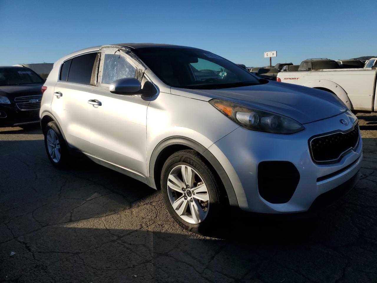 2017 KIA Sportage VIN KNDPM3AC6H7116481 Copart auction photo, side damage thumbnail 4