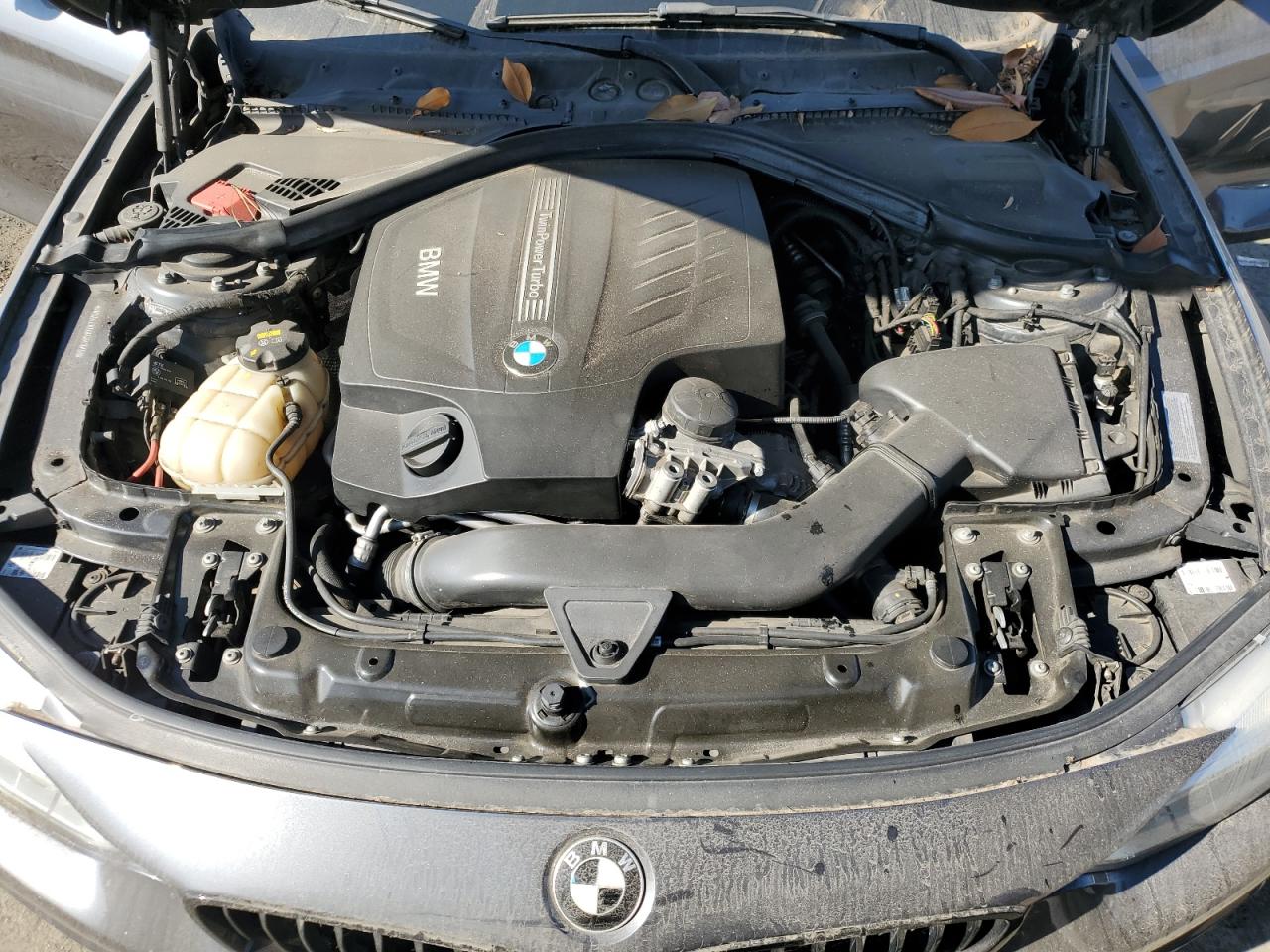 2015 BMW 4er VIN WBA4B1C50FG241045 Copart auction photo, side damage thumbnail 13