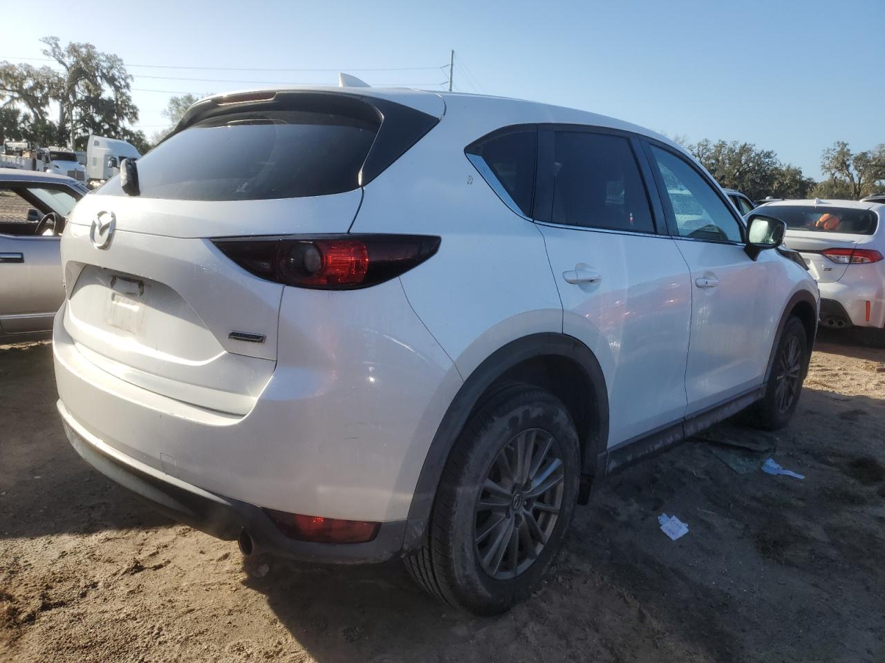 2019 Mazda CX-5 VIN JM3KFACM4K1661546 Copart auction photo, front end damage thumbnail 3
