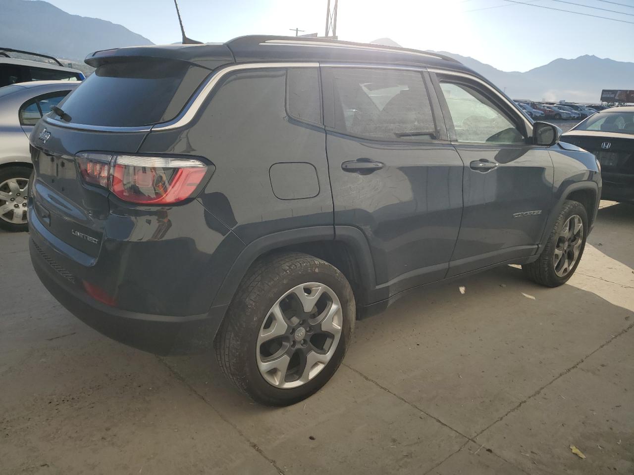 2017 Jeep Compass VIN 3C4NJDCB9HT597025 Copart auction photo, front end / side damage thumbnail 3