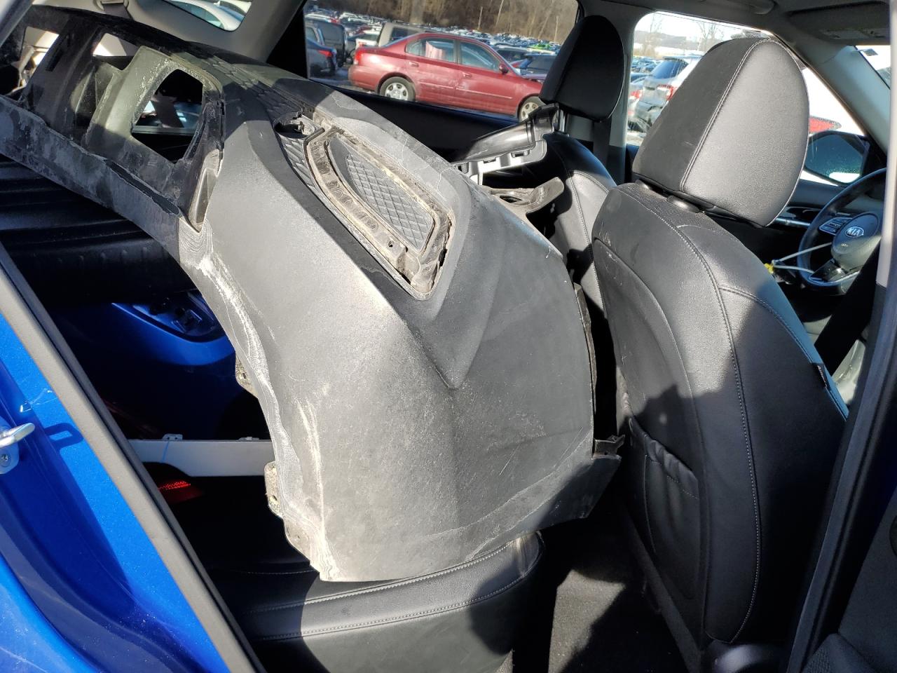 2021 KIA Seltos VIN KNDETCA23M7043047 Copart auction photo, rear end / minor dent/scratches damage thumbnail 11