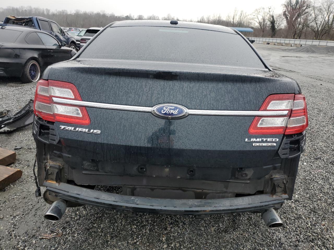2015 Ford Taurus VIN 1FAHP2F84FG116296 Copart auction photo, front end / rear end damage thumbnail 6