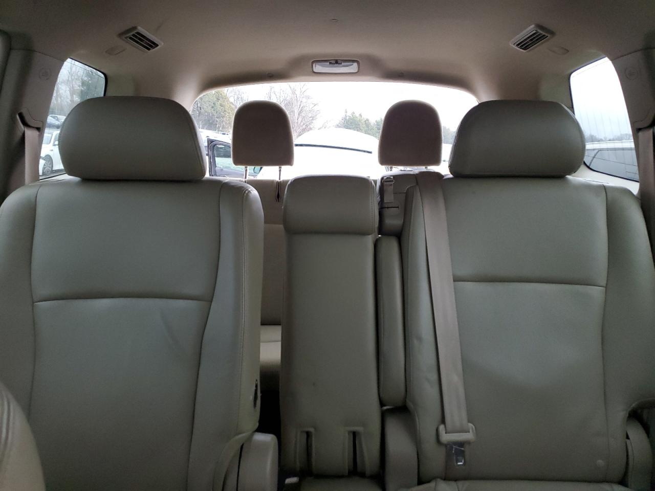 2011 Toyota Highlander VIN 5TDBK3EH7BS053703 Copart auction photo, side / front end damage thumbnail 10