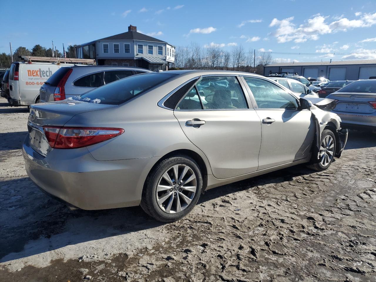 2015 Toyota Camry VIN 4T1BF1FK7FU994102 Copart auction photo, front end damage thumbnail 3