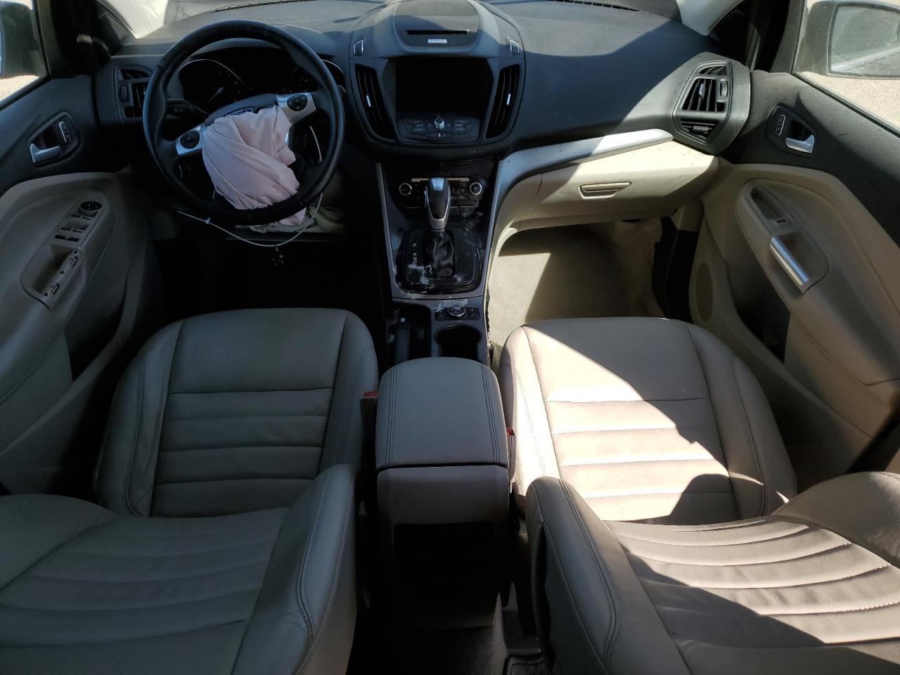 2015 Ford Escape VIN 1FMCU9G90FUC33254 Copart auction photo, front end / minor dent/scratches damage thumbnail 8