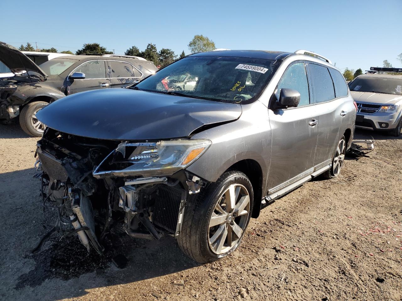 2015 Nissan Pathfinder VIN 5N1AR2MM4FC612739