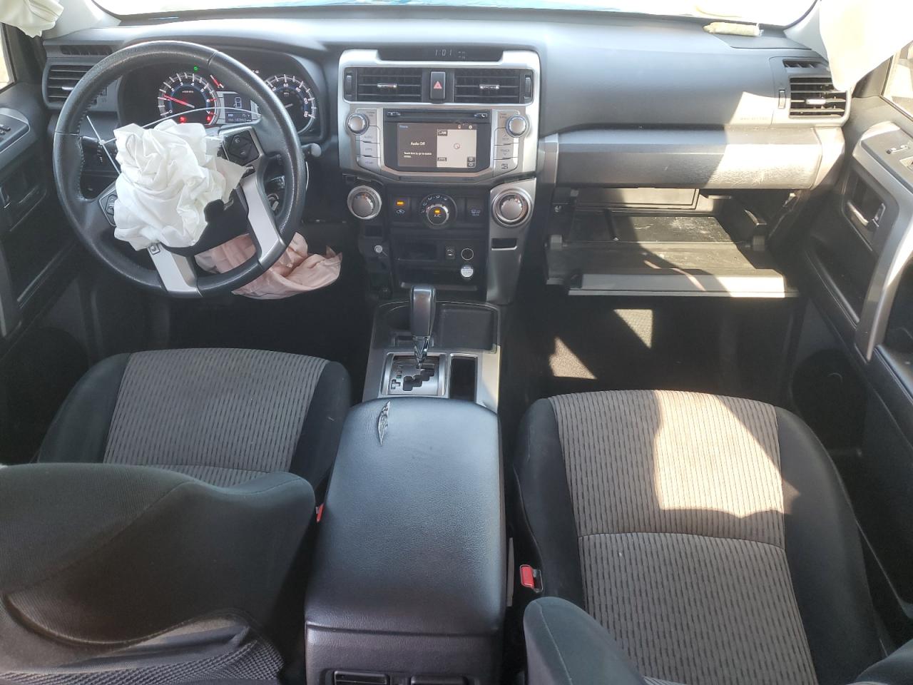2015 Toyota 4Runner VIN JTEZU5JR9F5108419 Copart auction photo, front end damage thumbnail 8