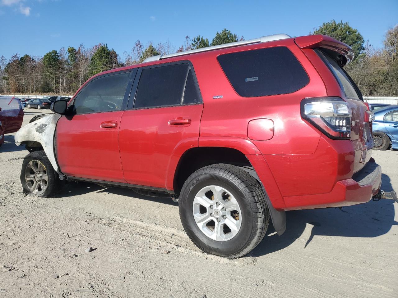 2015 Toyota 4Runner VIN JTEBU5JR2F5241590 Copart auction photo, burn - engine / burn - interior damage thumbnail 2