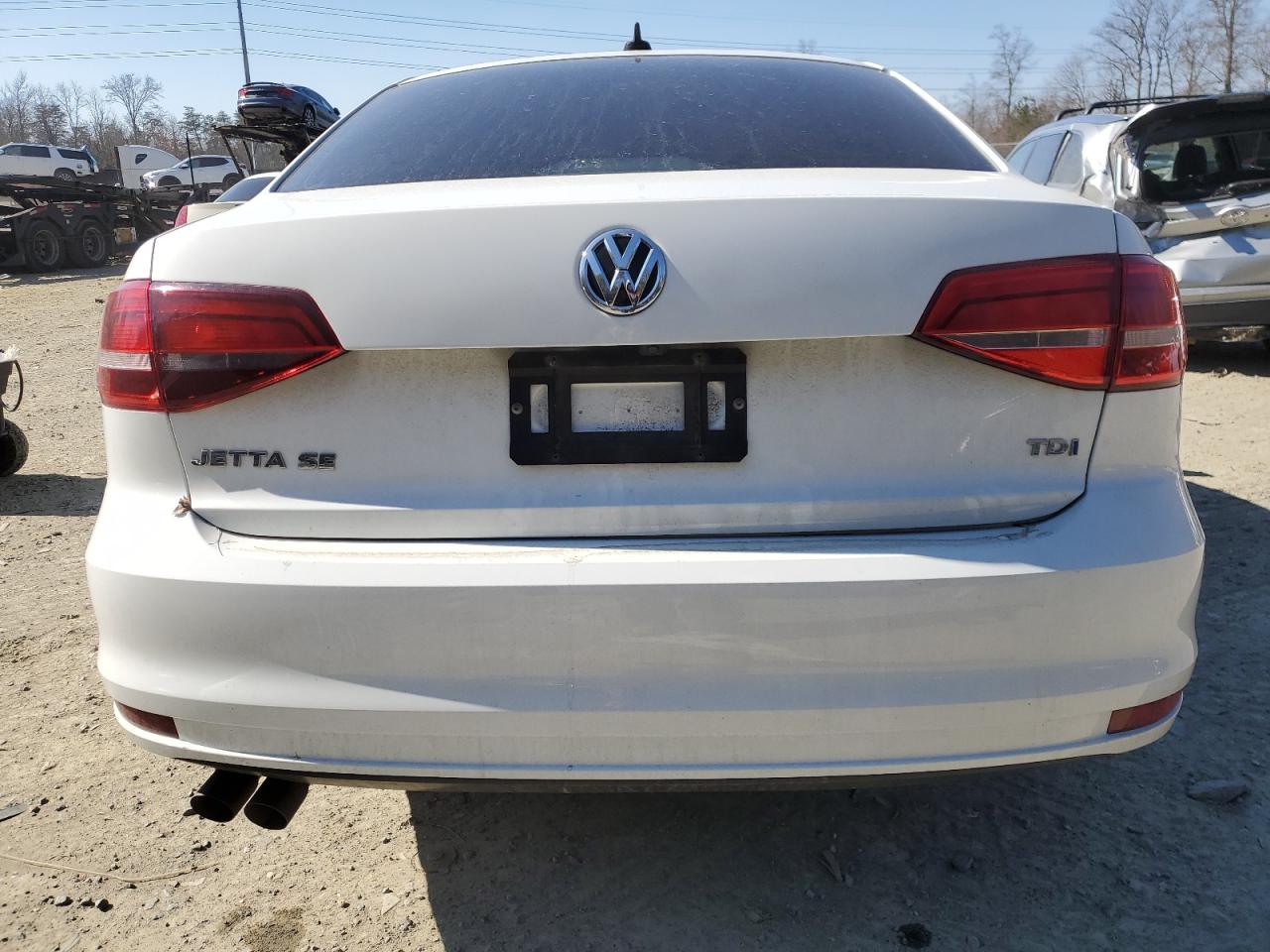 2015 Volkswagen Jetta VIN 3VWLA7AJ5FM320024 Copart auction photo, side / front end damage thumbnail 6