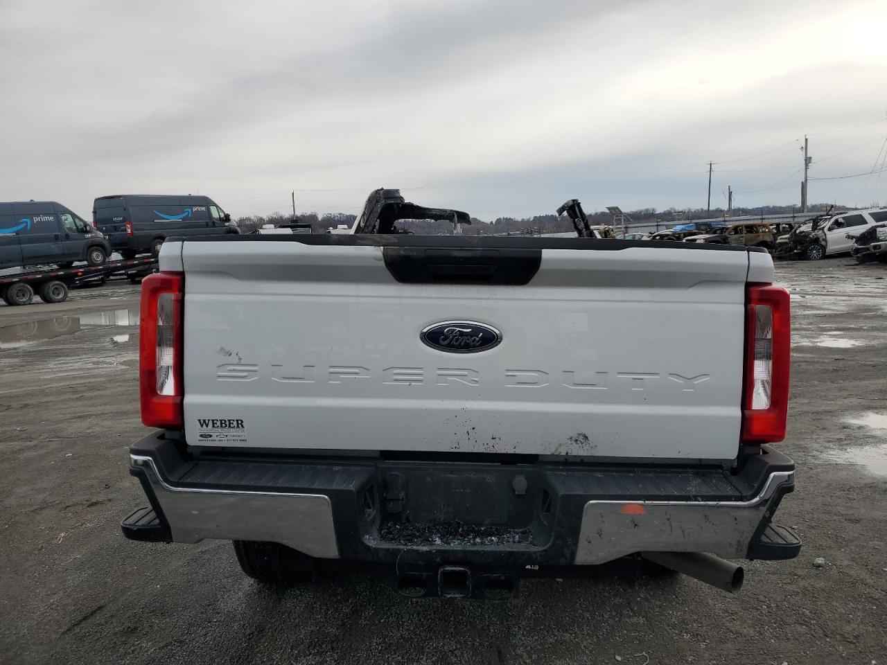 2023 Ford F350 VIN 1FTRF3AA1PED40639 Copart auction photo, burn damage thumbnail 6