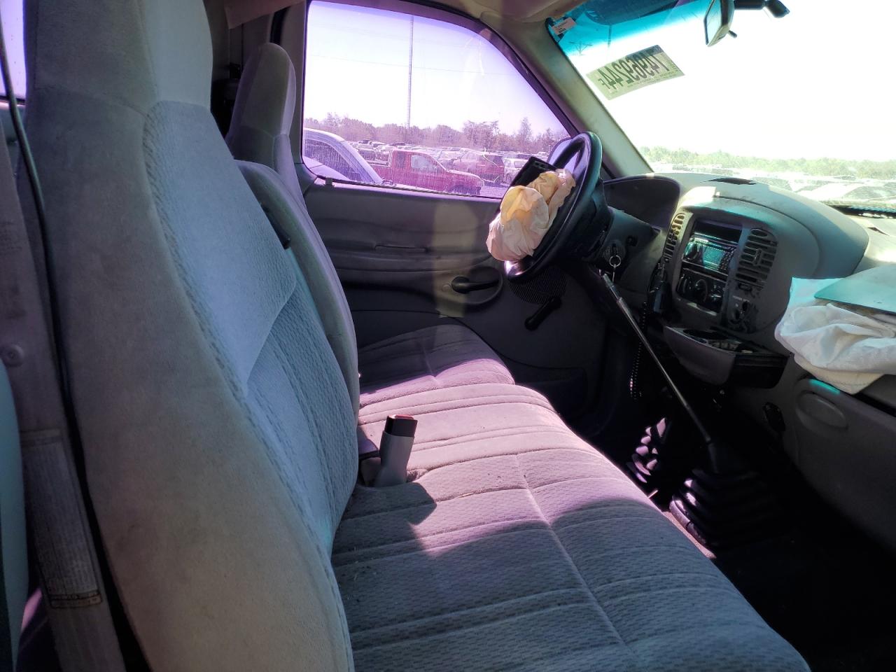 1998 Ford F-150 VIN 1FTZF182XWNC22381 Copart auction photo, front end damage thumbnail 10