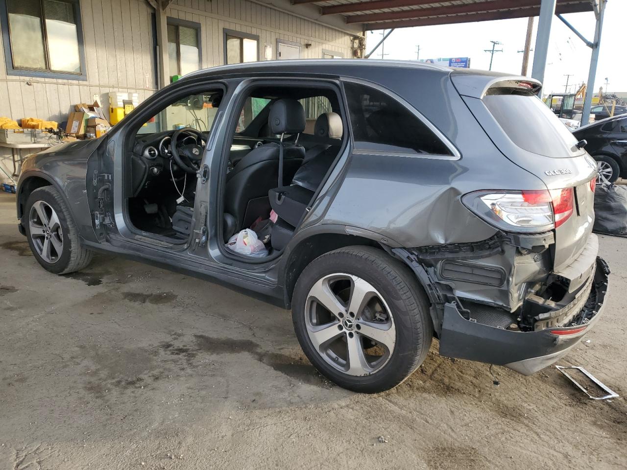 2018 Mercedes-Benz GLC VIN WDC0G4JB0JV034151 Copart auction photo, all over damage thumbnail 2
