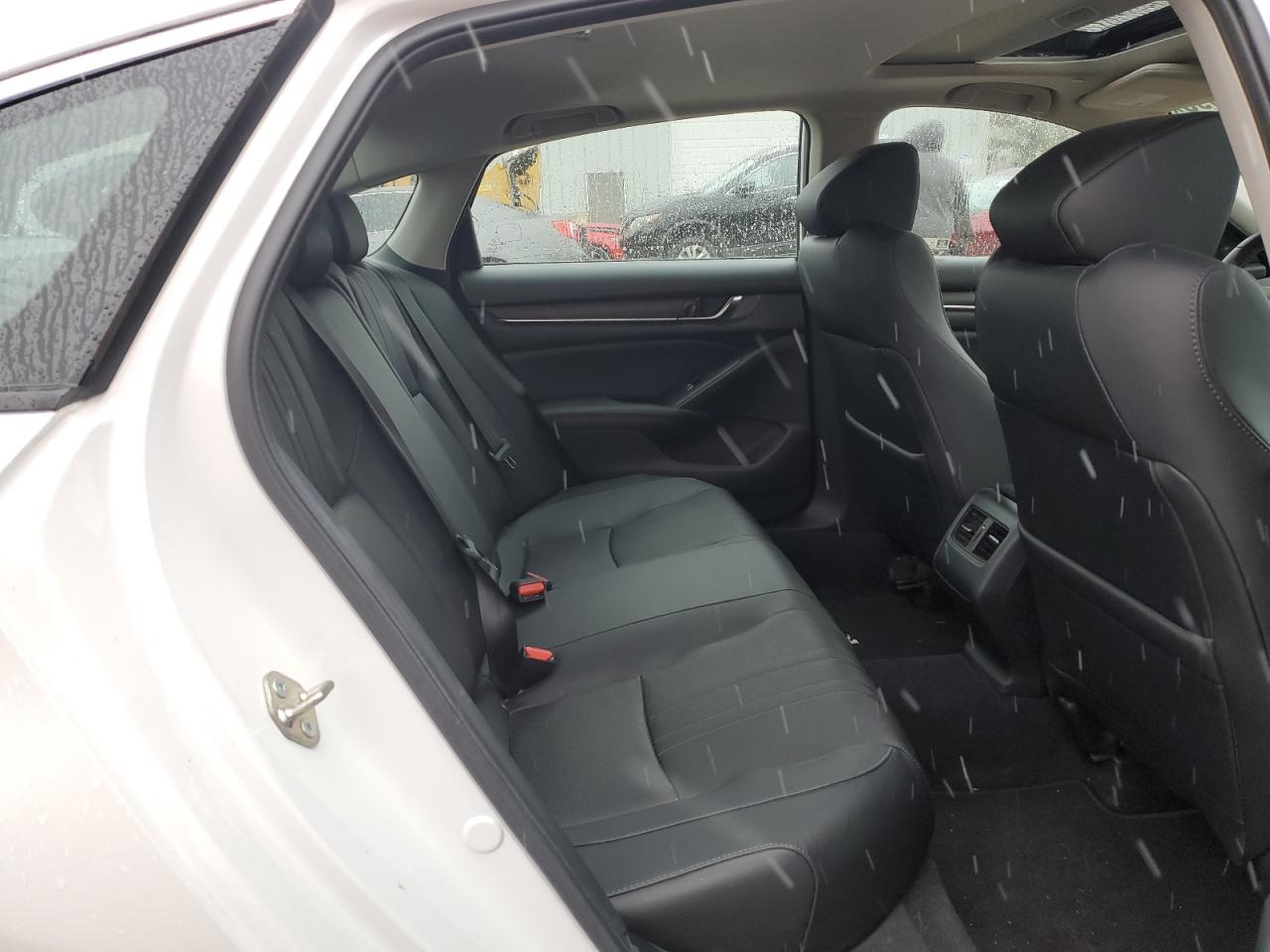 2019 Honda Accord VIN 1HGCV1F54KA149582 Copart auction photo, rear end damage thumbnail 10