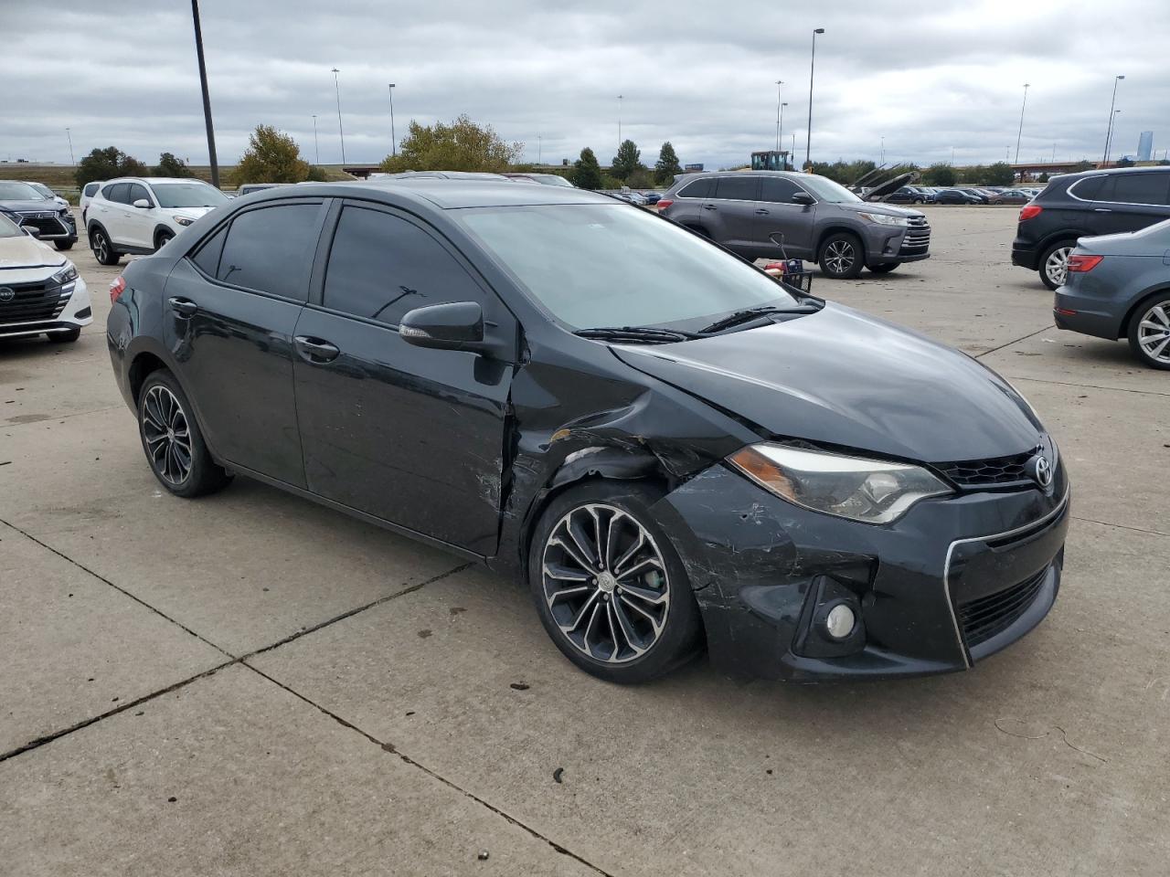 2016 Toyota Corolla VIN 5YFBURHE9GP446049 Copart auction photo, front end / minor dent/scratches damage thumbnail 4