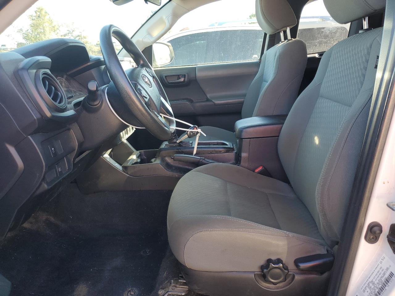 2020 Toyota Tacoma VIN 3TYRX5GN3LT003577 Copart auction photo, front end damage thumbnail 7