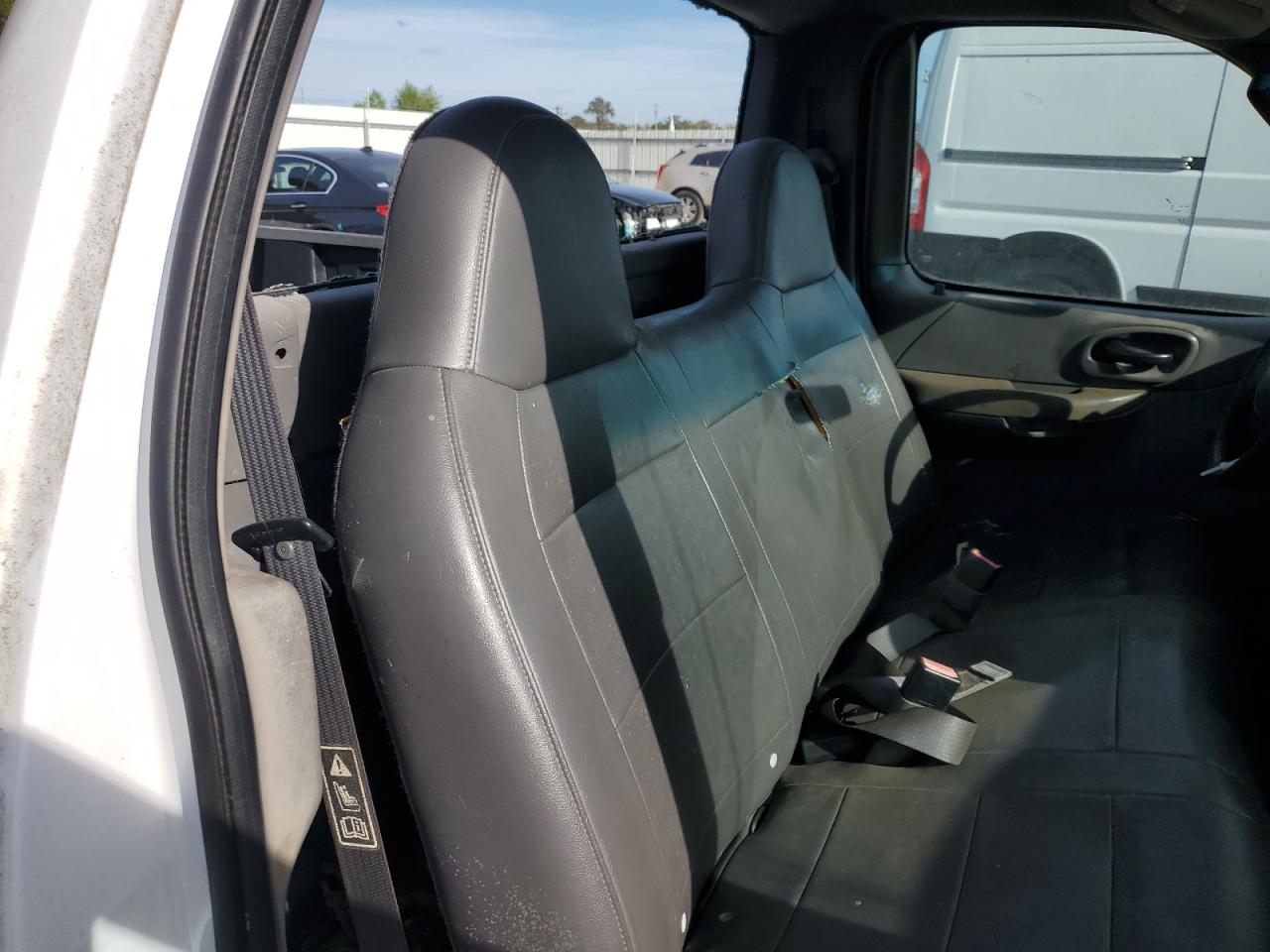 2003 Ford F-150 VIN 1FTRF17W03NA39409 Copart auction photo, rear end damage thumbnail 10