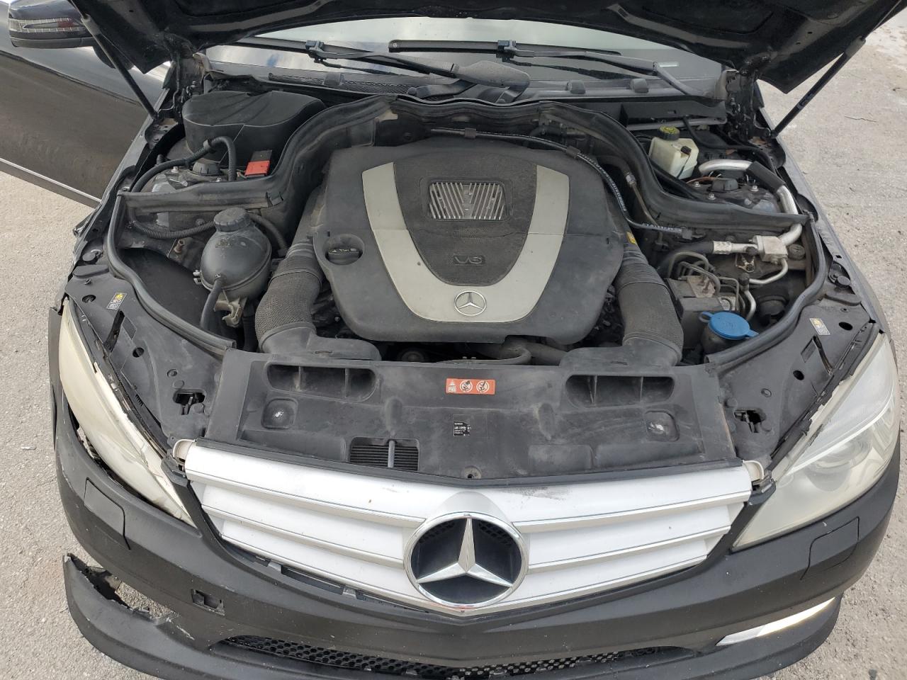 2011 Mercedes-Benz C-klasse VIN WDDGF5GBXBR136870 Copart auction photo, front end damage thumbnail 12