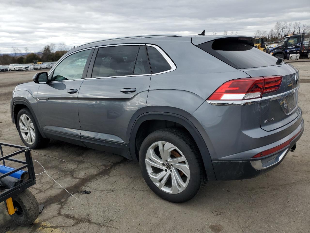 2020 Volkswagen Atlas VIN 1V2ME2CA6LC231134 Copart auction photo, front end damage thumbnail 2