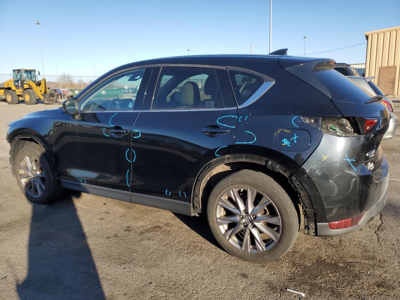 2019 Mazda CX-5 VIN JM3KFBDM4K1599361 Copart auction photo, front end damage thumbnail 2