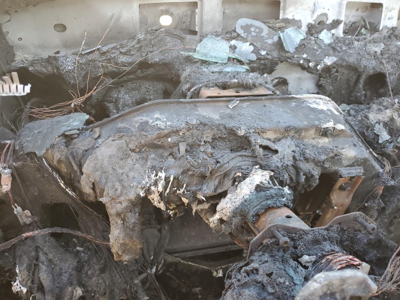 2020 Ford Explorer VIN 1FMSK8FH7LGA21255 Copart auction photo, burn damage thumbnail 9
