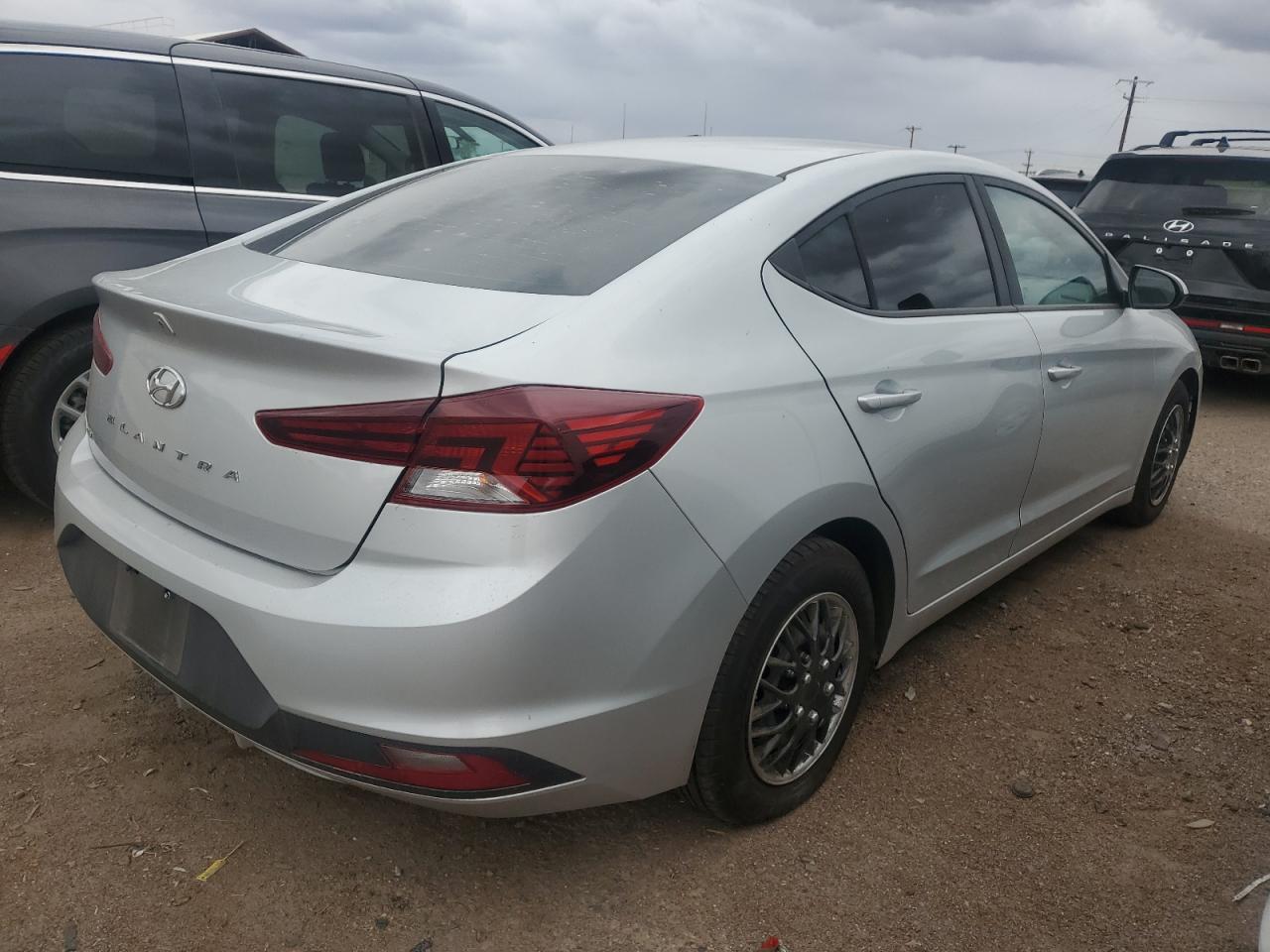 2019 Hyundai Elantra VIN KMHD74LF5KU775230 Copart auction photo, vandalism / front end damage thumbnail 3