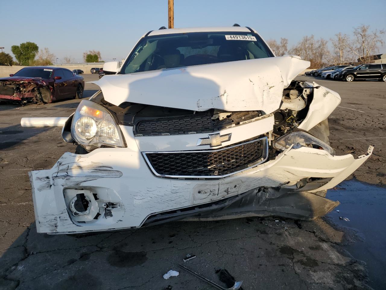 2015 Chevrolet Equinox VIN 1GNALBEK0FZ135444 Copart auction photo, front end / side damage thumbnail 5