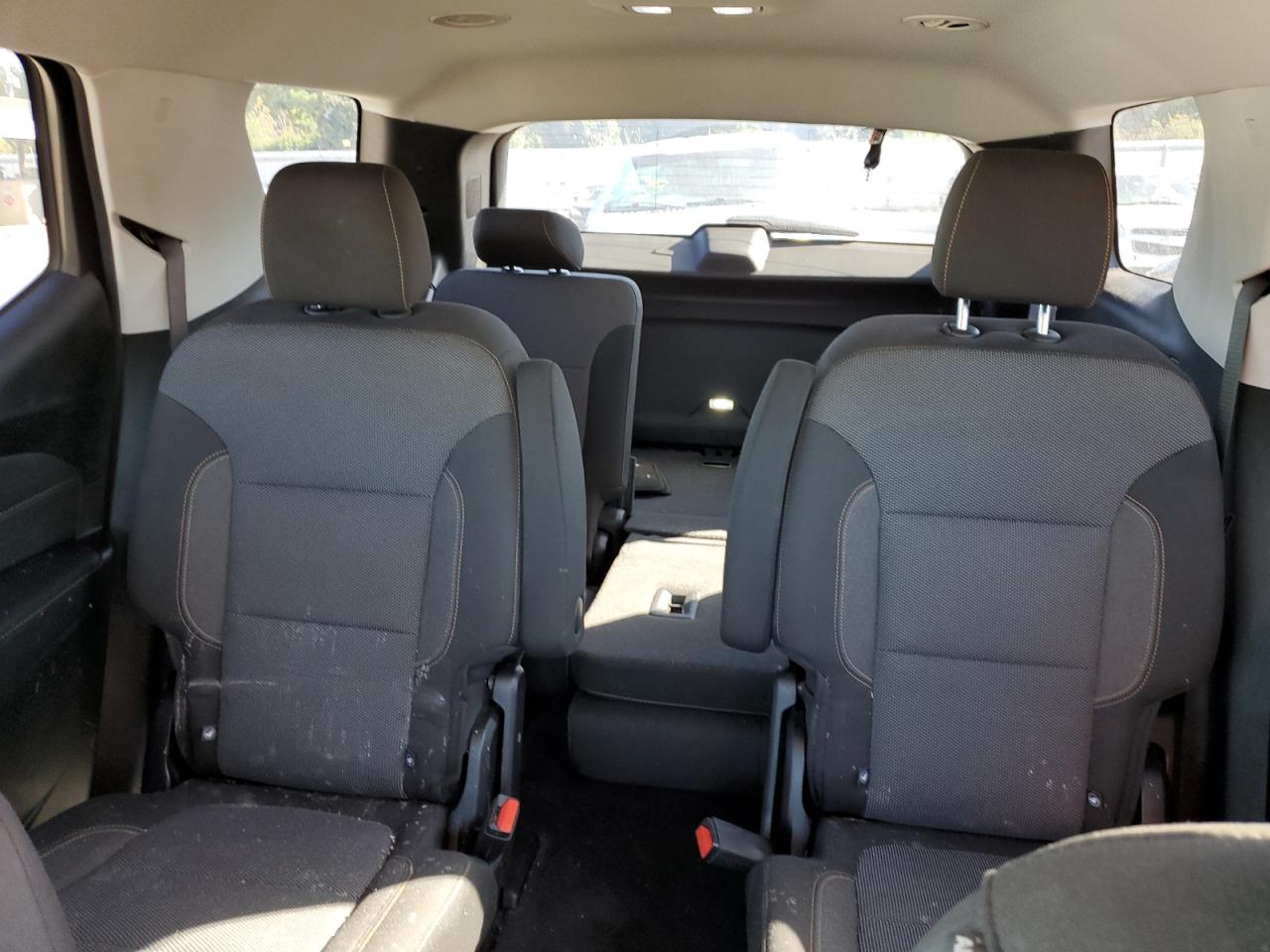 2021 Chevrolet Traverse VIN 1GNEVGKW7MJ235021 Copart auction photo, front end damage thumbnail 10