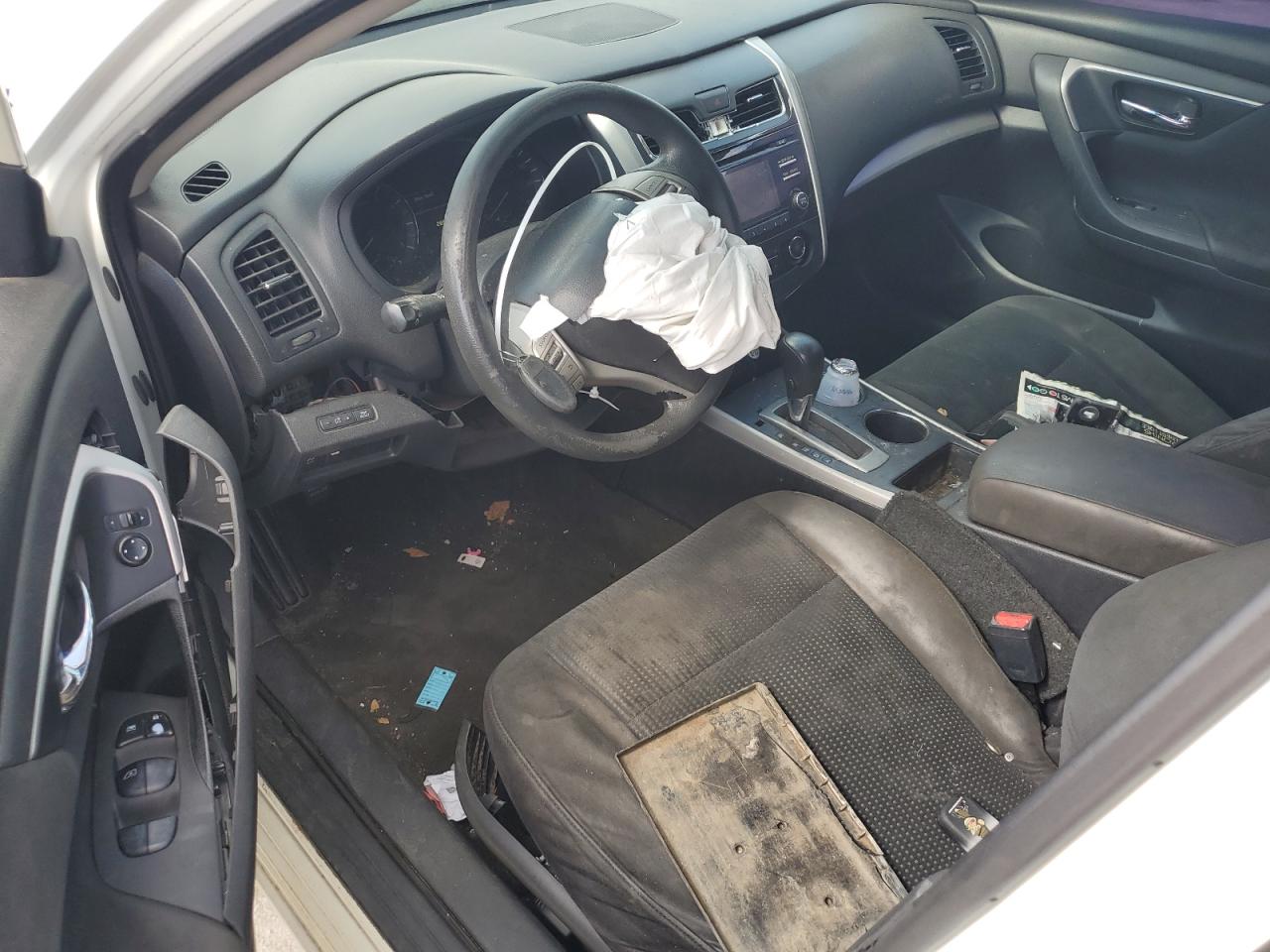 2015 Nissan Altima VIN 1N4AL3AP9FN345067 Copart auction photo, front end / side damage thumbnail 8