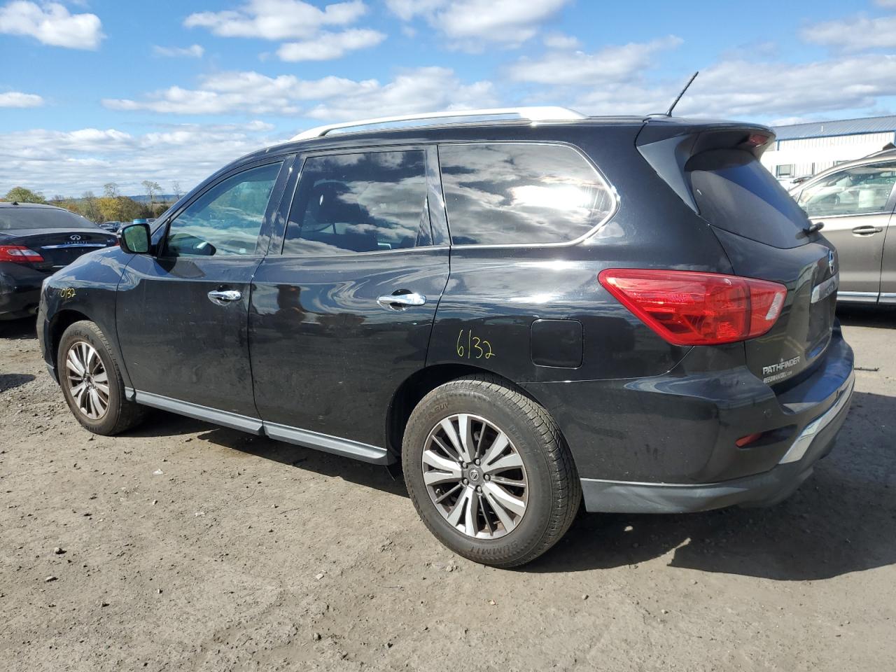 2018 Nissan Pathfinder VIN 5N1DR2MN5JC628883 Copart auction photo, side damage thumbnail 2