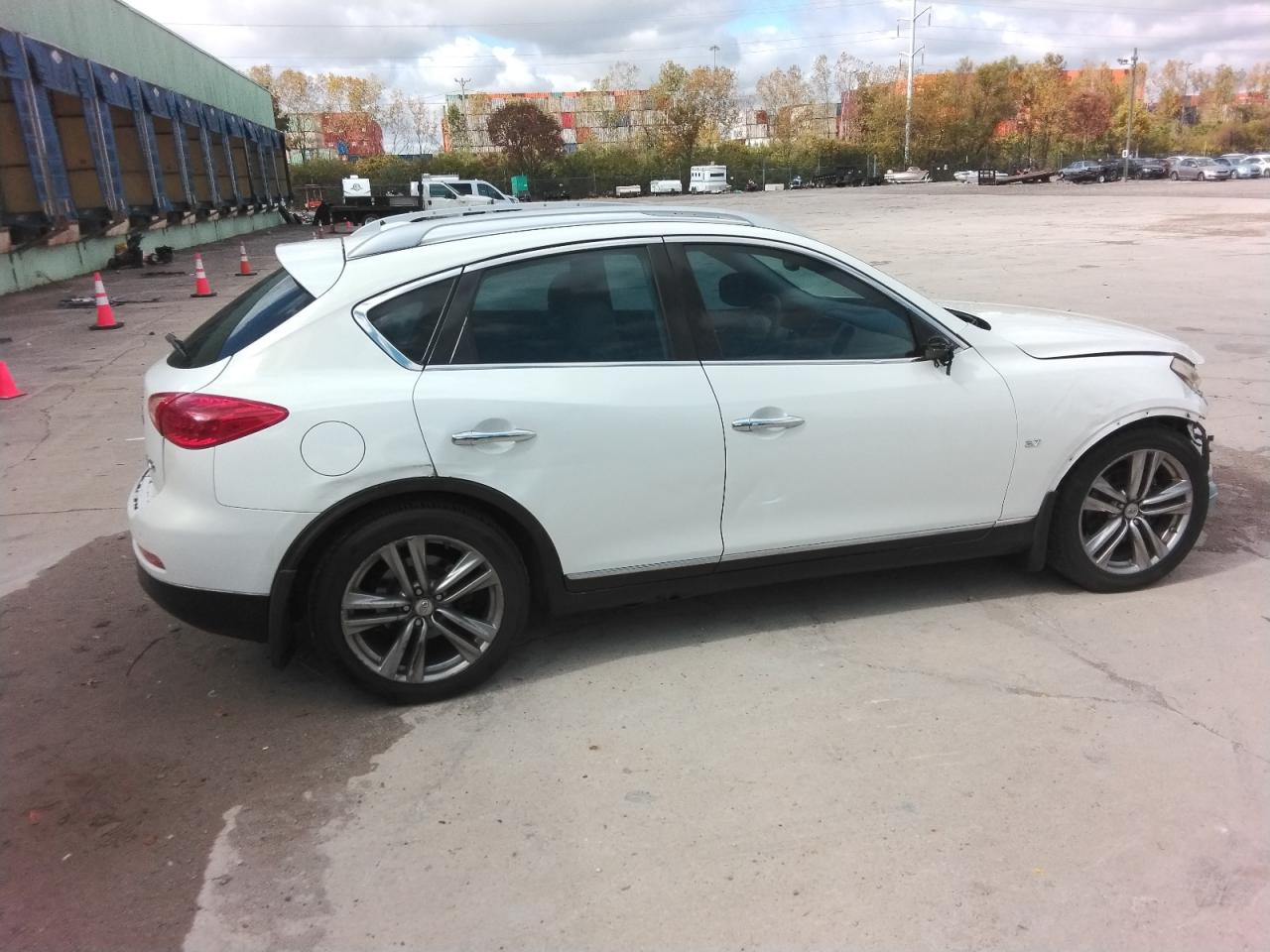 2015 Infiniti QX50 VIN JN1BJ0HP5FM730210 Copart auction photo, front end damage thumbnail 3