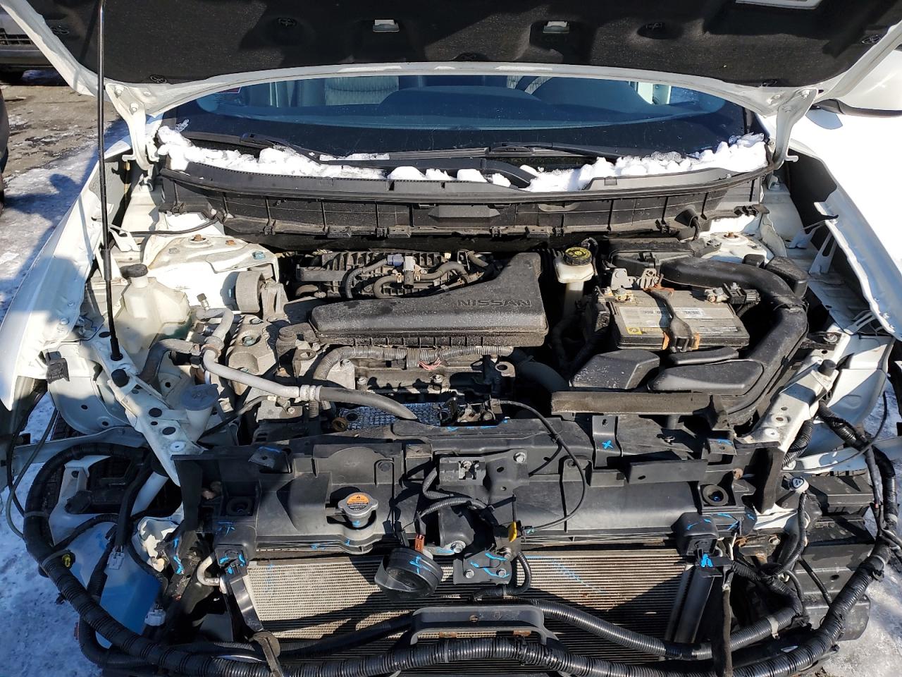 2017 Nissan Rogue VIN JN8AT2MV4HW009374 Copart auction photo, front end / minor dent/scratches damage thumbnail 12