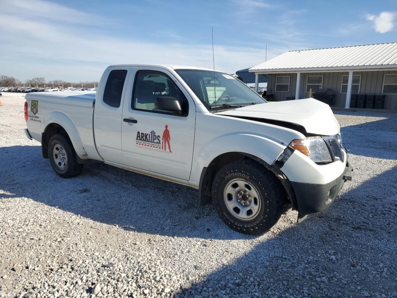 2018 Nissan Navara (Frontier) VIN 1N6BD0CT7JN726927 Copart auction photo, front end / side damage thumbnail 4