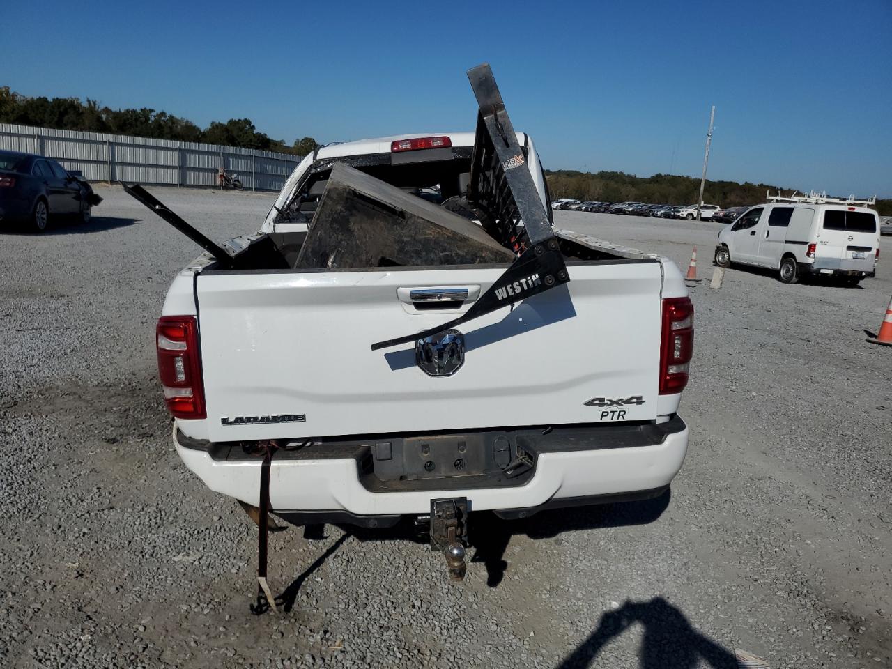 2022 RAM 2500 VIN 3C6UR5FL5NG438898 Copart auction photo, rollover damage thumbnail 6
