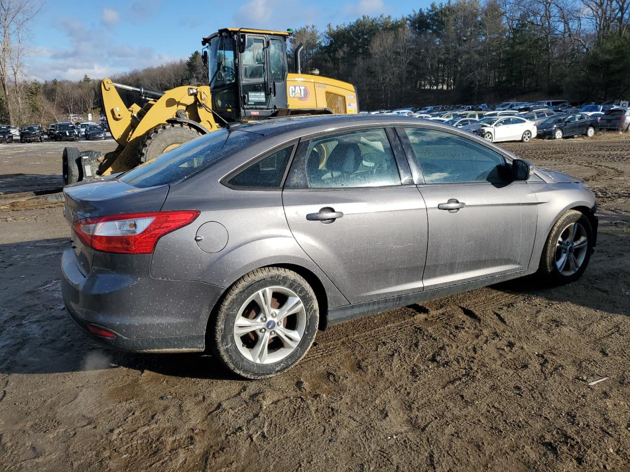 2014 Ford Focus VIN 1FADP3F24EL240185 Copart auction photo, rear end / front end damage thumbnail 3