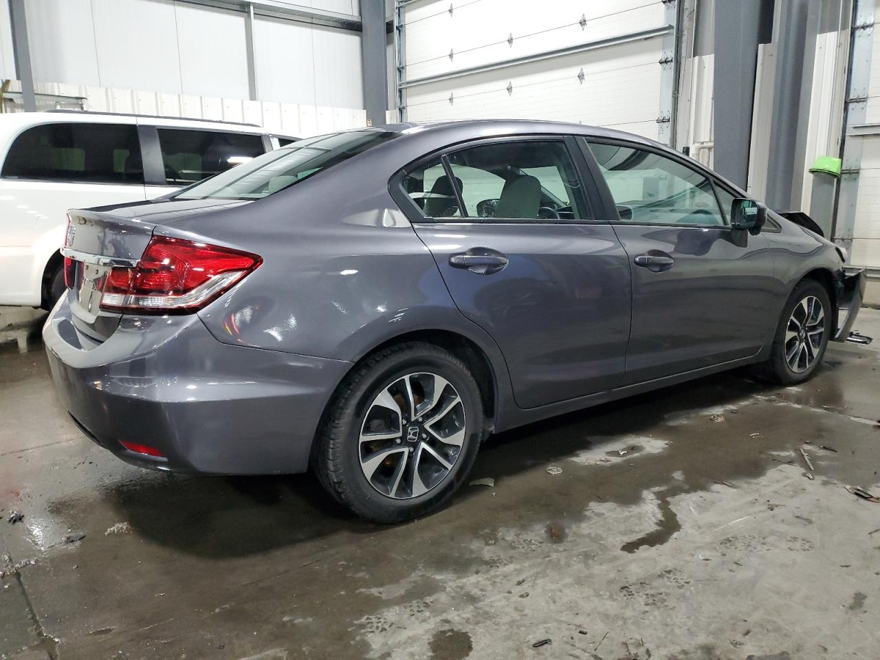 2015 Honda Civic VIN 19XFB2F83FE038920 Copart auction photo, front end damage thumbnail 3