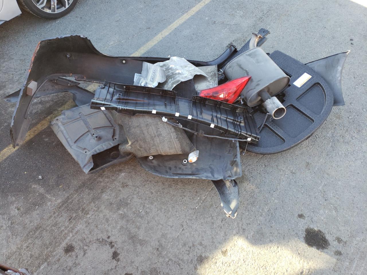 2018 Toyota Camry VIN 4T1BZ1HKXJU005089 Copart auction photo, rear end damage thumbnail 12