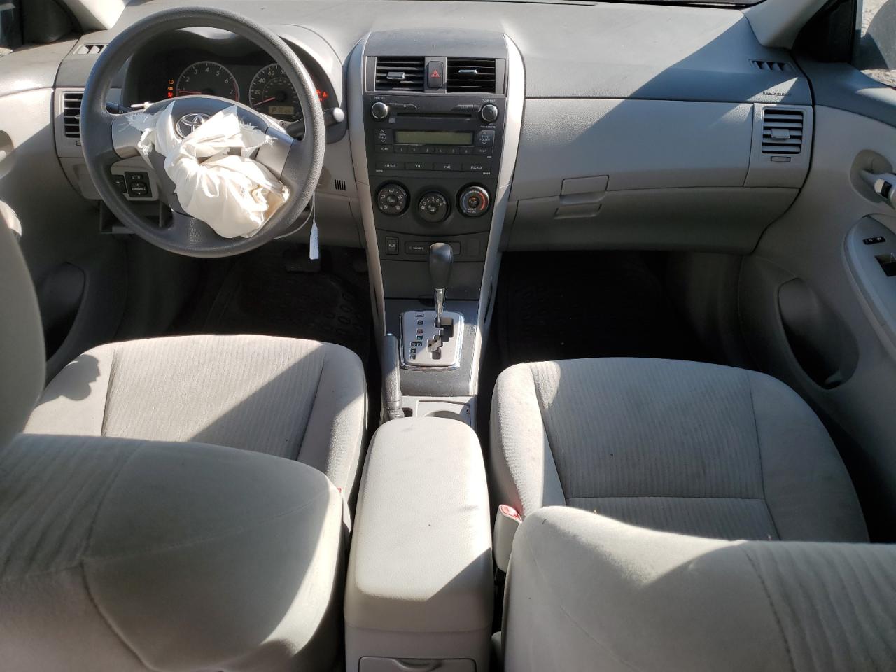 2010 Toyota Corolla VIN 1NXBU4EE9AZ182294 Copart auction photo, front end / minor dent/scratches damage thumbnail 8